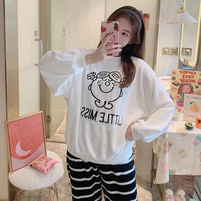 

Cartoon Coral Pajamas Set Winter Flannel Sleepwear Long Sleeve Pyjamas Suit Thick Coral Velvet Homewear Nightsuit