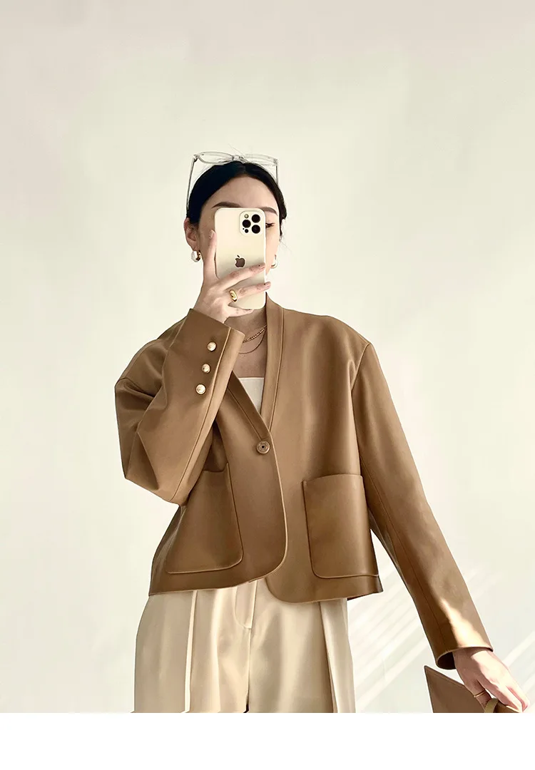 Куртка женская из натуральной овечьей кожи с V-образным вырезом Осень-зима |