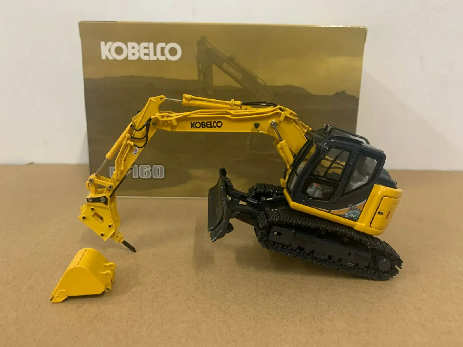 Ros Kobelco ED160BR-5 Ультра маленький круглый экскаватор/молоток желтого цвета масштаб