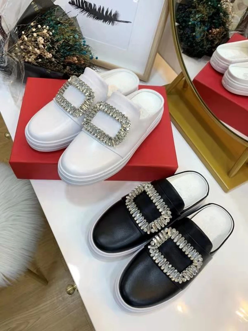

Luxury Design Crystal Women Causual Shoes Geniune Leather Slip On Slippers Black White Outdoor Slids Party Dress Shoes Loafers