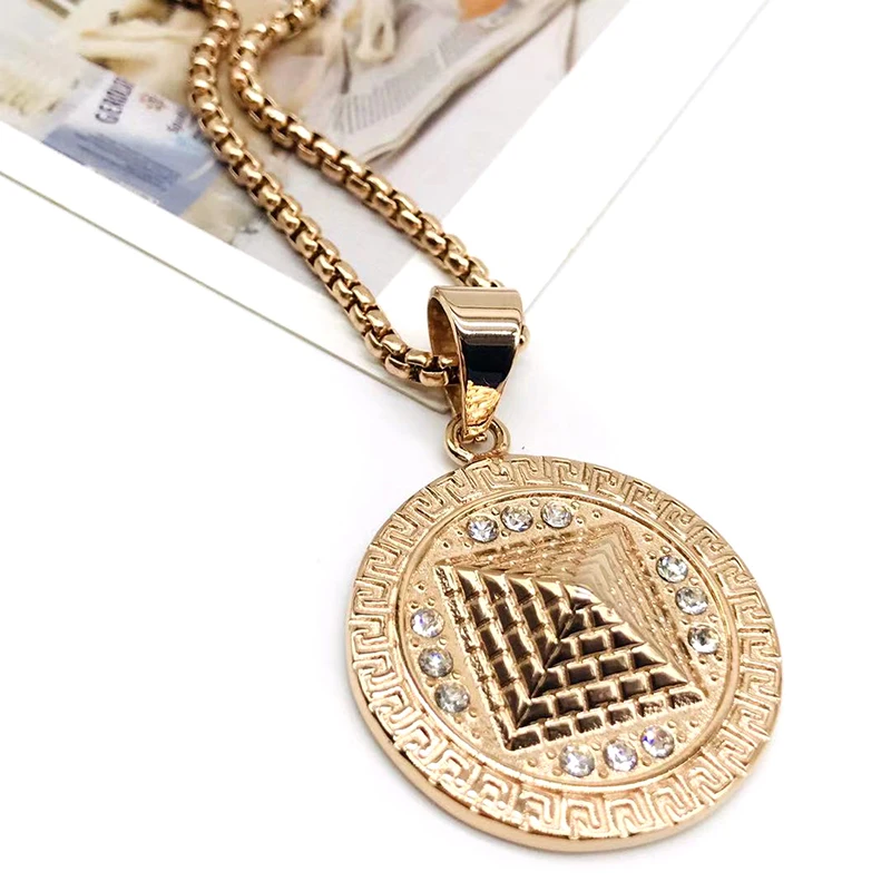 Европейская и американская нержавеющая сталь мужская и женская ожерелье хип-хоп треугольное пирамидное колье из розового золота ювелирное изделие на.