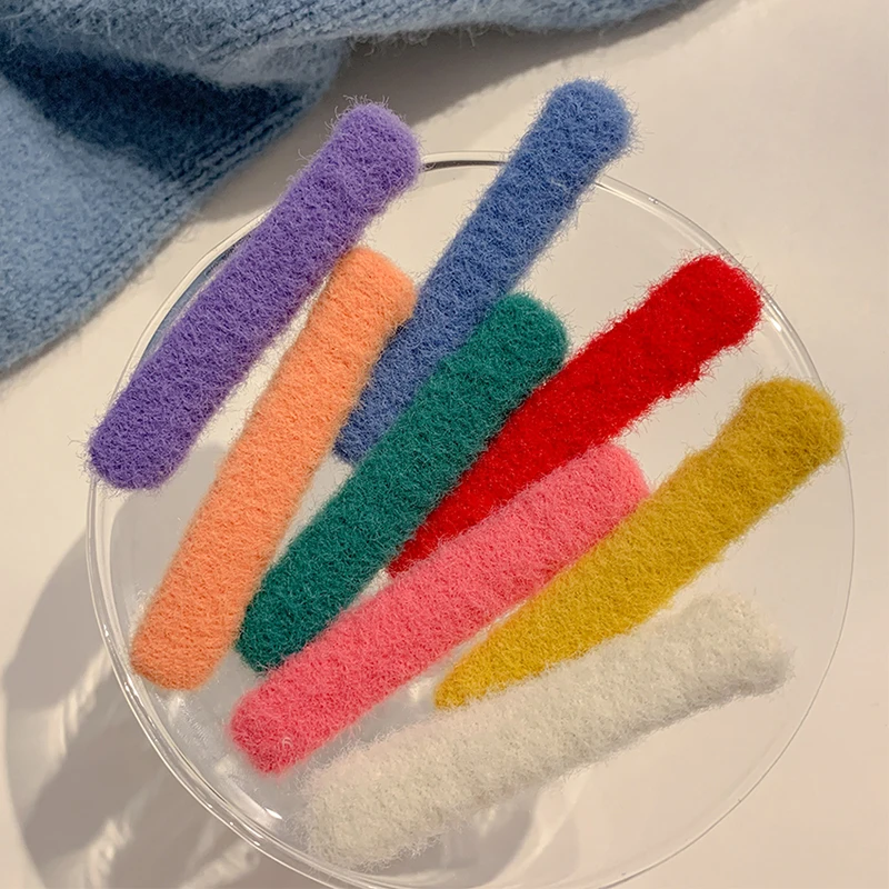 

Colorful Plush Hair Clips Women Girls Seamless Barrettes Side Duckbill Clip Sweet Hairpins Hair Accessories Winter Wool Hairwear