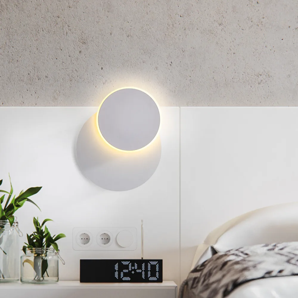 Современный настенный светильник светодиодный с вращением на 360 градусов белый