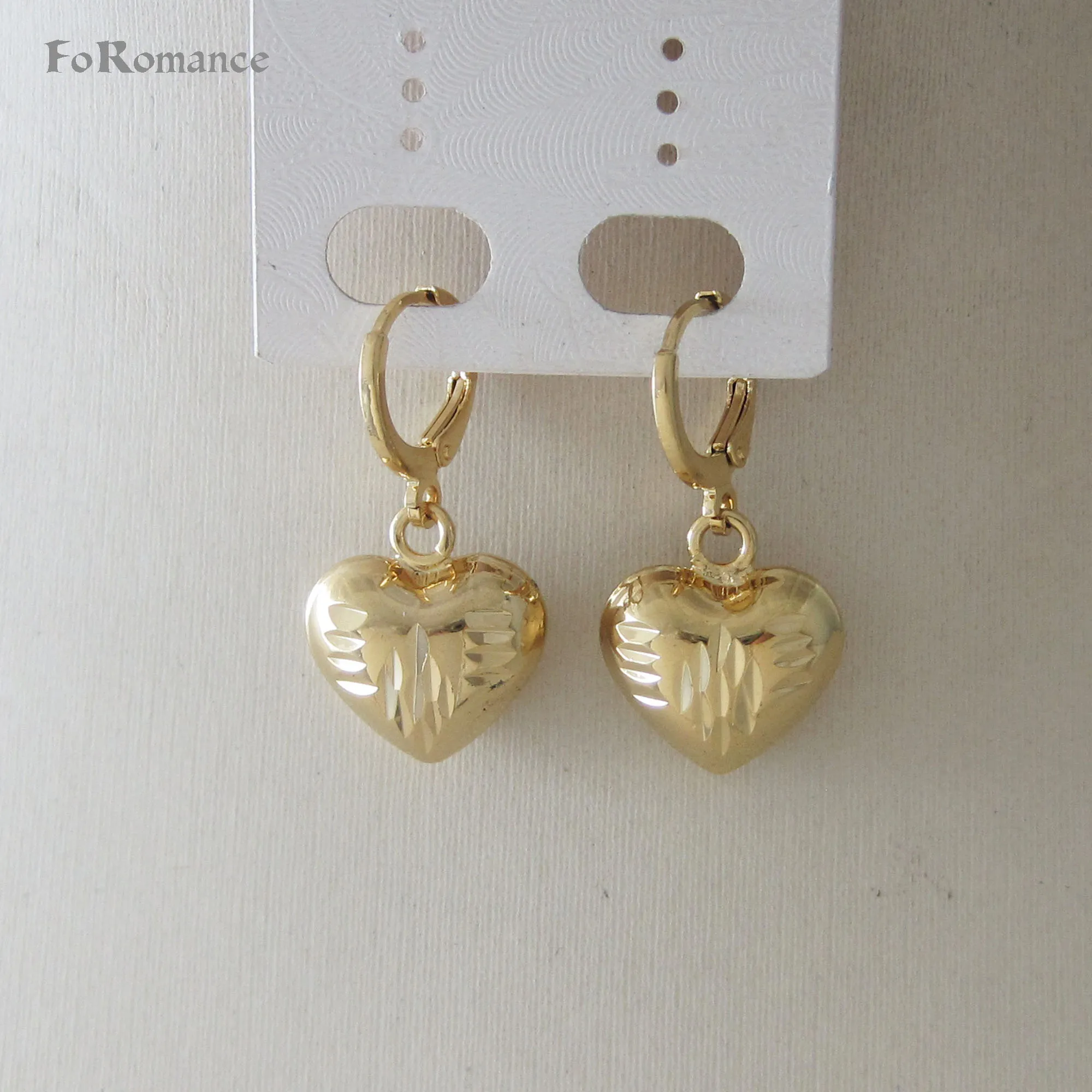 Форманс/ ПОЗОЛОЧЕННЫЕ МЕДНЫЕ ПОДВЕСКИ ВЫСОКИЕ 30 ММ 1,18 ДЮЙМА ВЫРЕЗАННОЕ СЕРДЦЕ БЛЕСТЯЩИЕ ПОДВЕСКИ ДЛЯ УШЕЙ Отличный подарок на.