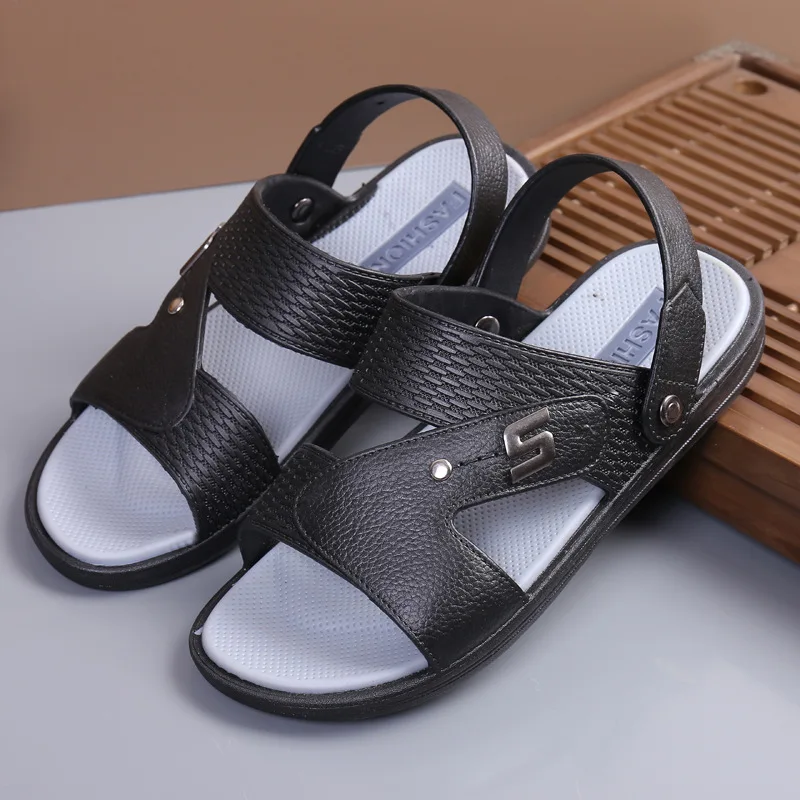 

Newest Summer Men Sandals Leather Massage Slippers Breathable Flat Man Shoes Outdoor Beach Shoes