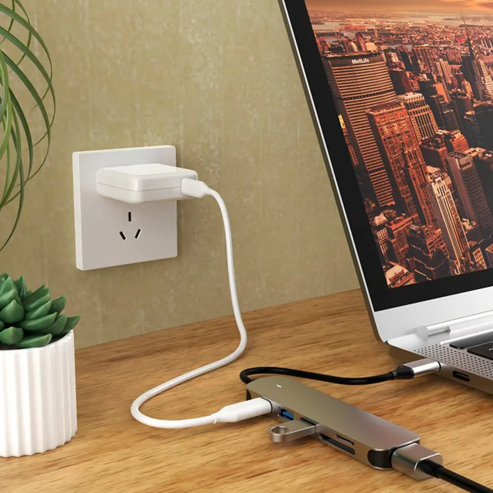 

6 1 C 3,0 C 2,0 4K TF Card Reader C PD