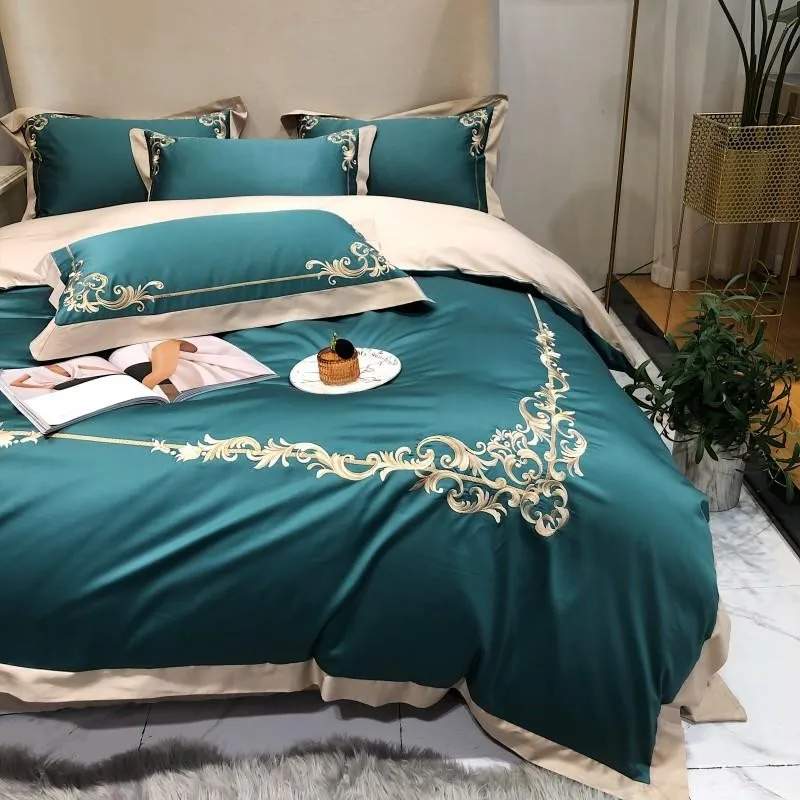 barato 4 Pçs Conjunto De Capa Edredão Verde Turquesa Bordado Luxo Conjunto Cama Consolador Capa Folha Travesseiro Shams Rainha Rei Tamanho 4 Pçs