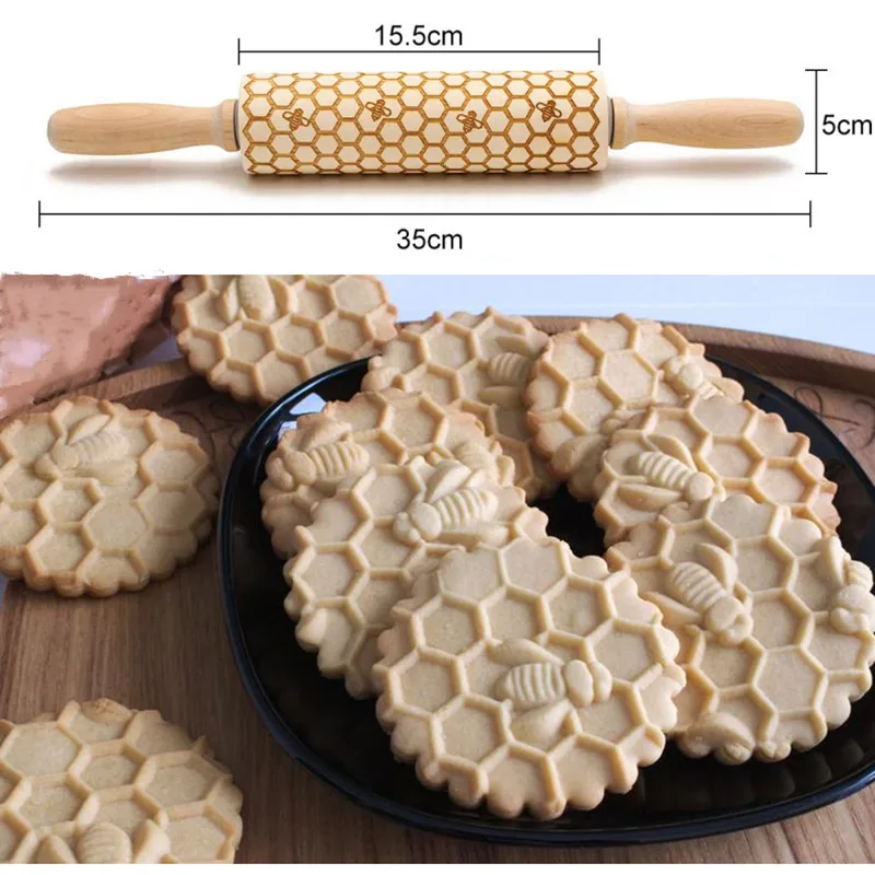 

2021 New Honeycomb Embossed Wooden Rolling Pin Christmas Deer Wooden Rolling Pin Embossing Baking Cookies pizza