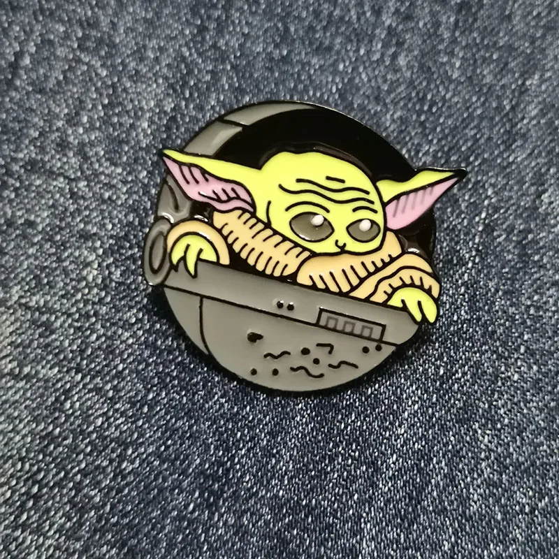 Новая звезда милый ребенок йода булавка брошь креативный эмаль значок джинсы