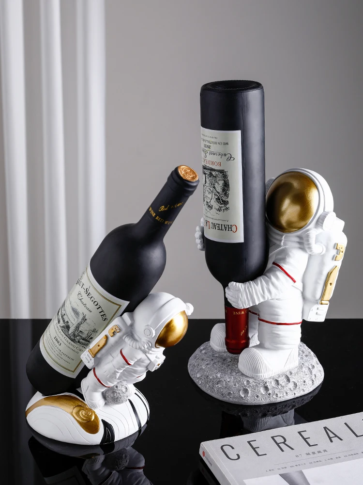 

Nordic Home Decoration Accessories Living Room Desk Decor Creativity Miniatures Astronaut Decorative Figures Figurine Wine Rack