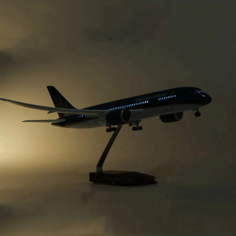 1/130 масштабный самолет Boeing B787 Dreamliner вьетнамских авиалиний модель с светодиодный