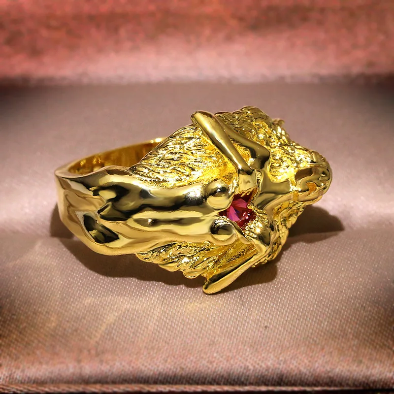 

Fashion Women Gold Color Ring Wedding Gift with Red Heart Shape Stone Female Engagement Lovely Trendy Punk Jewelry Accessories