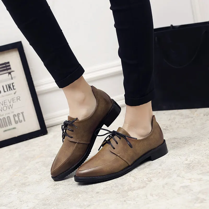 Leather Flat Shoes Women British Style Brock Carved Flatshoes Zapatos Retro Casual Spring Autumn Fashion New Women Platform Shoe