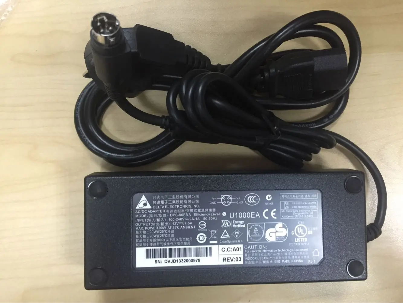 Оригинальный CAM090121 332 10581 01 12V 7.5A POS Питание Зарядное устройство адаптер для Netgear NAS
