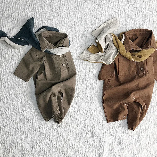 Комбинезоны на маленьких пуговицах для мальчиков и девочек из чистого хлопка