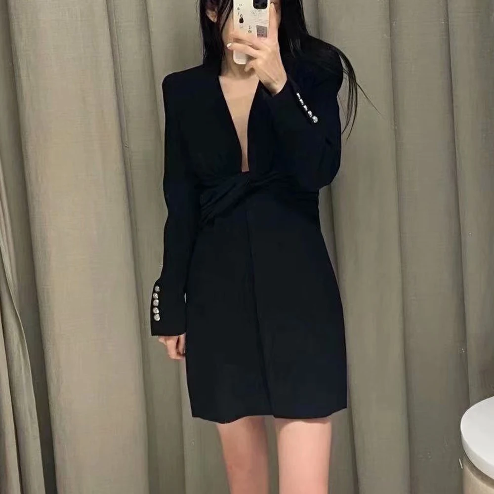 

2021 spring and autumn new solid color V-Neck long sleeve women's wear pleated bandage mini dress style coat