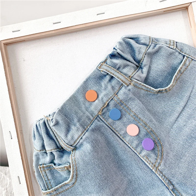 2020 летние джинсы для девочек с цветными пуговицами Детские Популярные Шорты |
