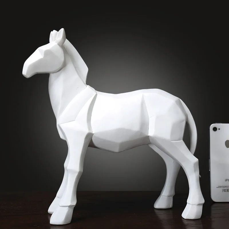 

Nordic simple modern geometric horse decoration office living room home birthday gift modern art resin decoration