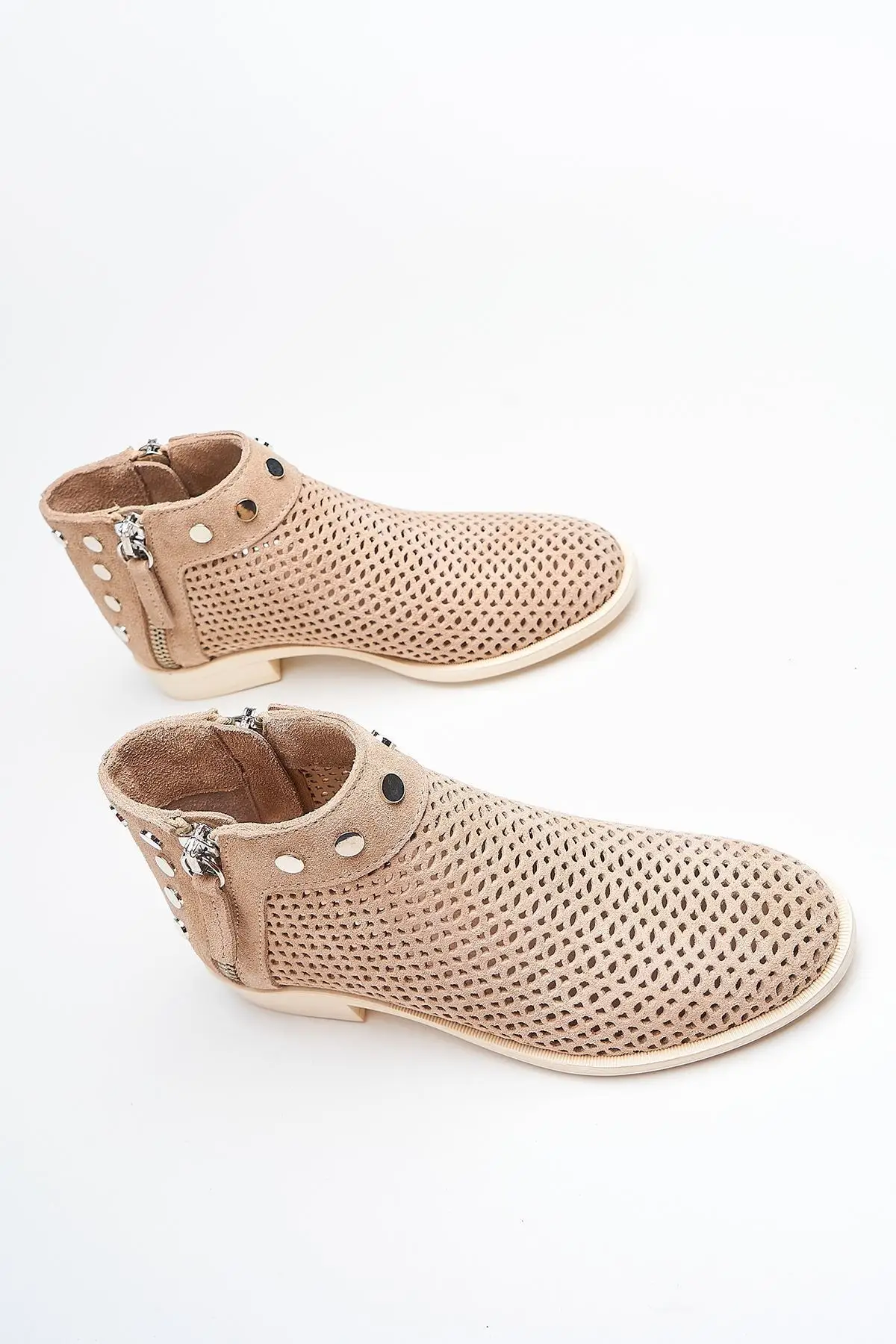 Женские летние сапоги Louis Cardy Shore бежевые из натуральной кожи |