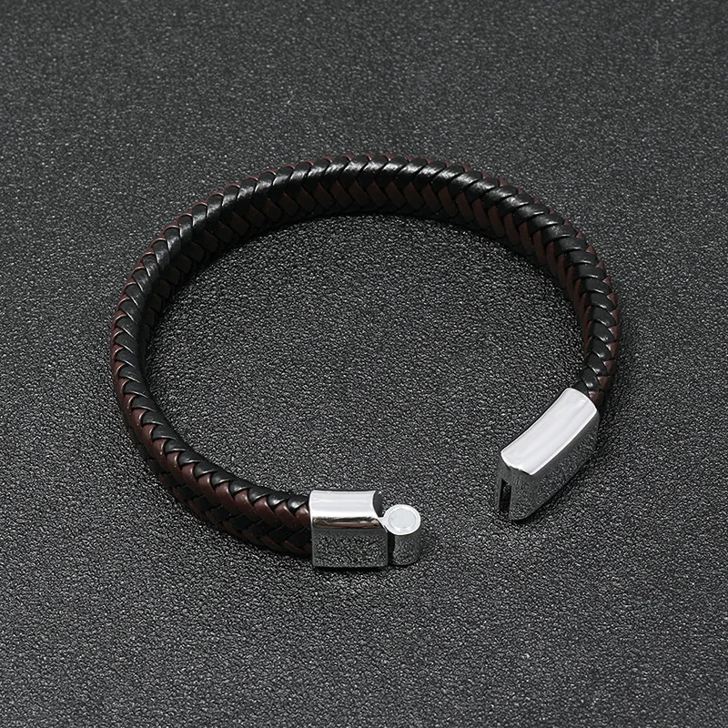 

High Quality Brown Pu Leather Briaded Crafts Bracelet Jewelry Fashion Three Color Alloy Magnet Connector Jewelry Gift Men Women