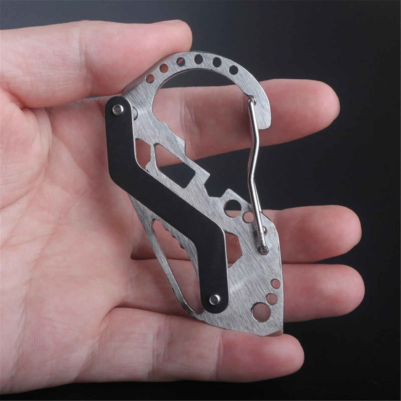 

Self-defense Outdoor Multi-purpose Key Clip With Bottle Opener Carabiner Clip Wedding Party Favor Gifts Portable Can Jar Openers
