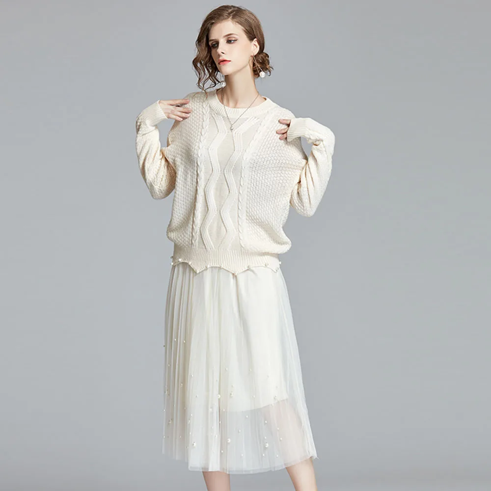 Женский вязаный костюм осенне-зимний пуловер с круглым вырезом + плиссированная