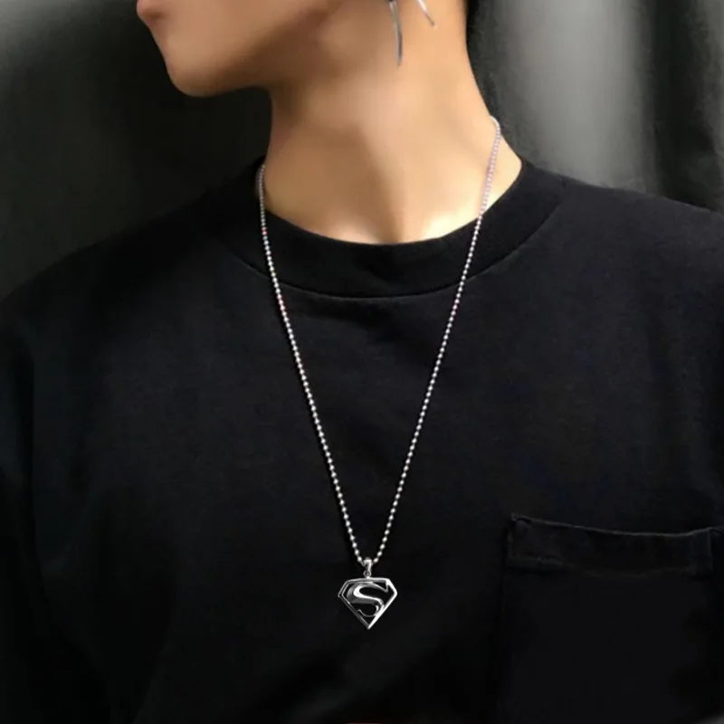 

S925 Sterling Silver Superhero Necklace Pendant For Men Necklace Jewelry Birthday Gifts For Boyfriend Friends Sweater Necklace