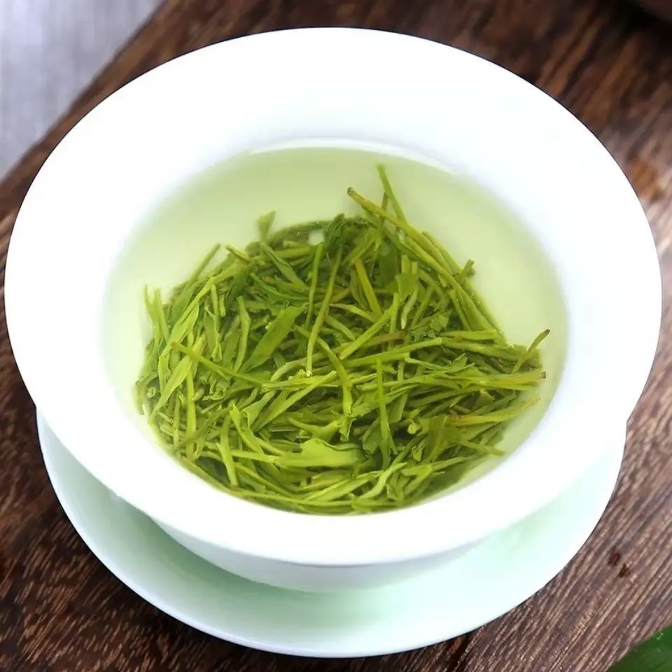 

High Mountain Maojian Fragrant Green Tea with Tender Buds before the Three Gorges Rain