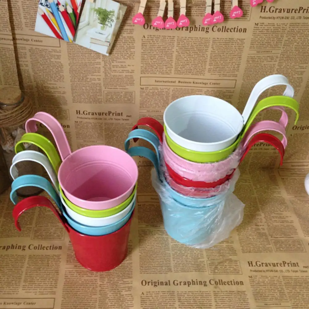 

Iron Hanging Flower Pot with Removable Hook Candy Color Garden Planter Bucket For Balcony Flower Basket Home Decor Plants Pot
