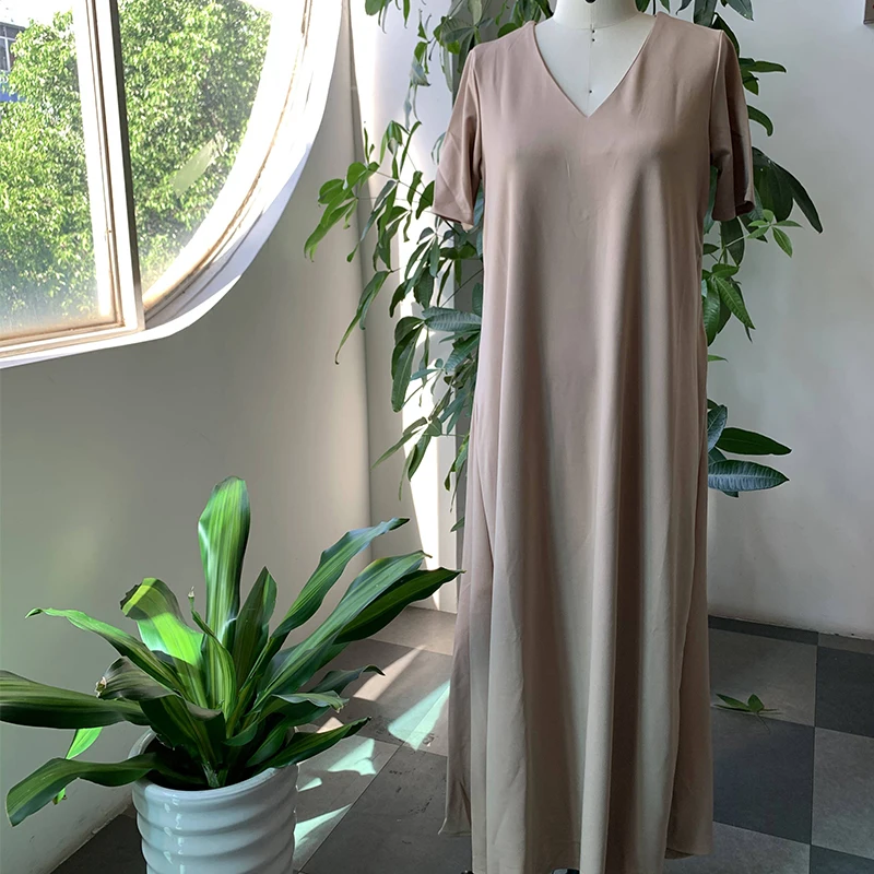 Платье женское длинное ТРАПЕЦИЕВИДНОЕ с V-образным вырезом | Женская одежда