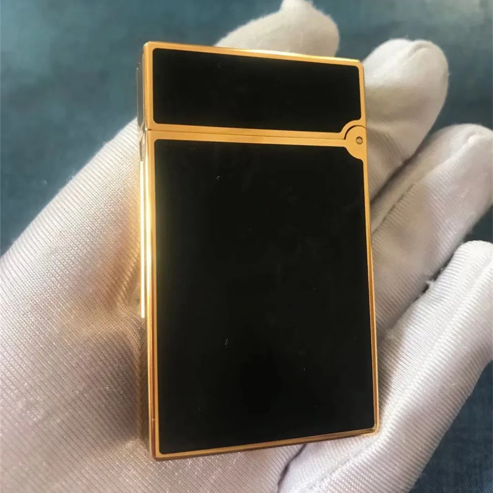 

S.T Memorial D upont lighter Bright Sound! New With the Box and Adapter Serial number TL79