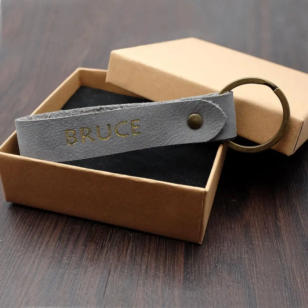 Кожаный брелок для ключей на заказ кожаный в подарочной коробке подарок Него