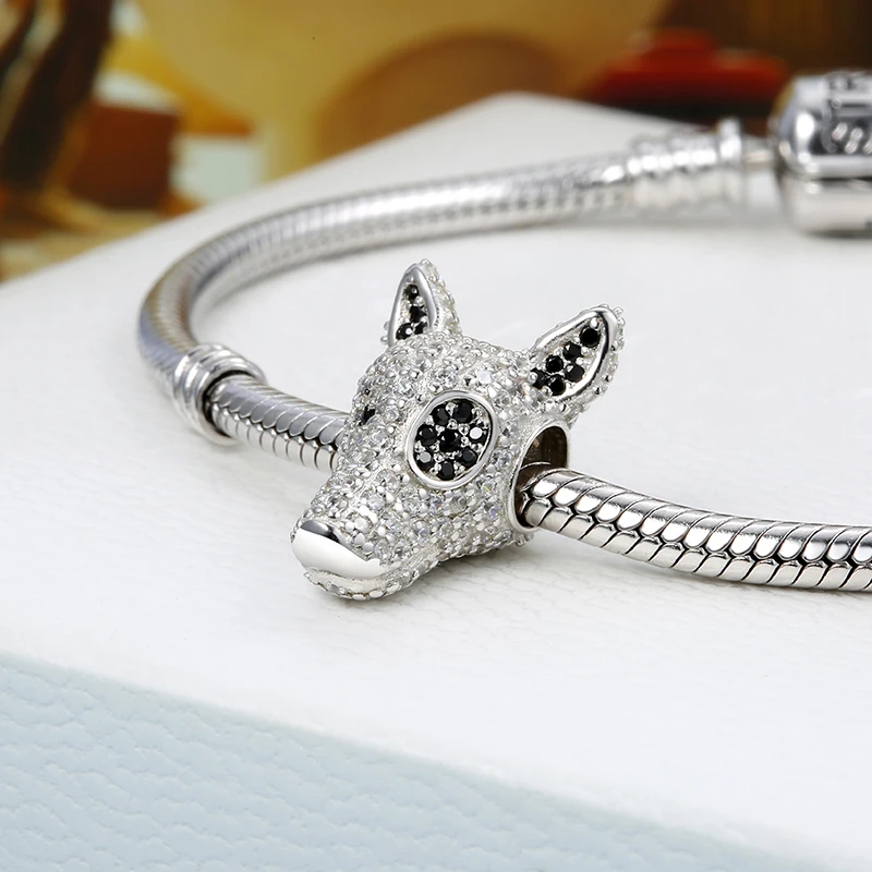 Бусина-Шарм Собака из серебра 100% пробы с прозрачным кубическим цирконием |