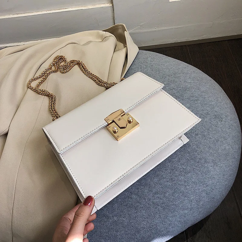 

2019 tide leisure bag pig nose solid color texture chain single shoulde
