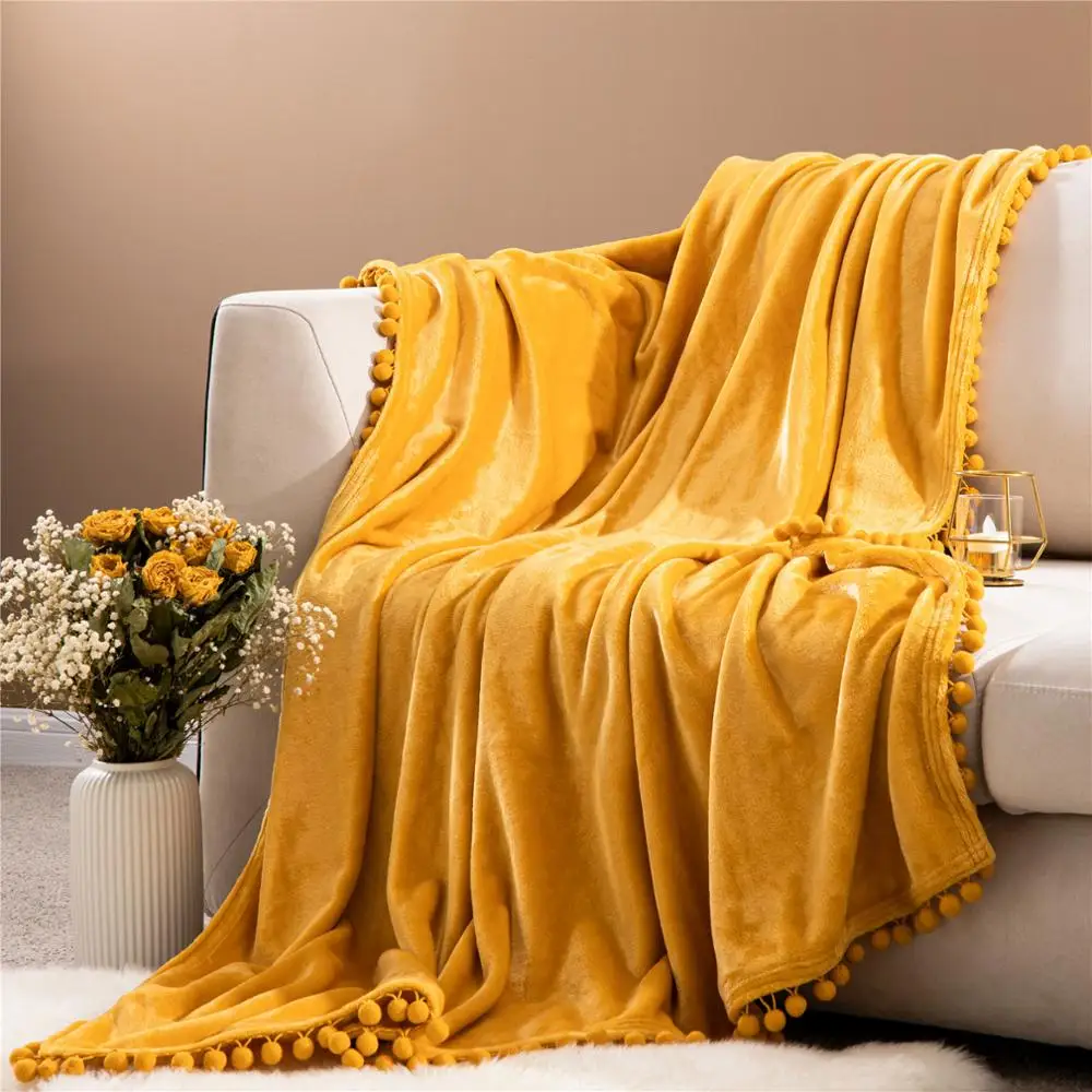 

Flannel Blanket with Hair Ball Soft Warm Plush Solid Color Bedspread Sofa Cover Newborn Baby Blanket Thick Mechanical Wash