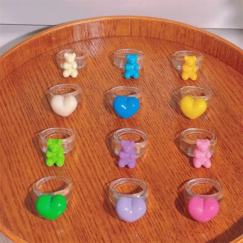 

2022 Fashion Sweet Colorful Resin Acrylic Heart Cartoon Bear Animal Round Transparent Finger Ring For Women Girls Jewelry Gifts