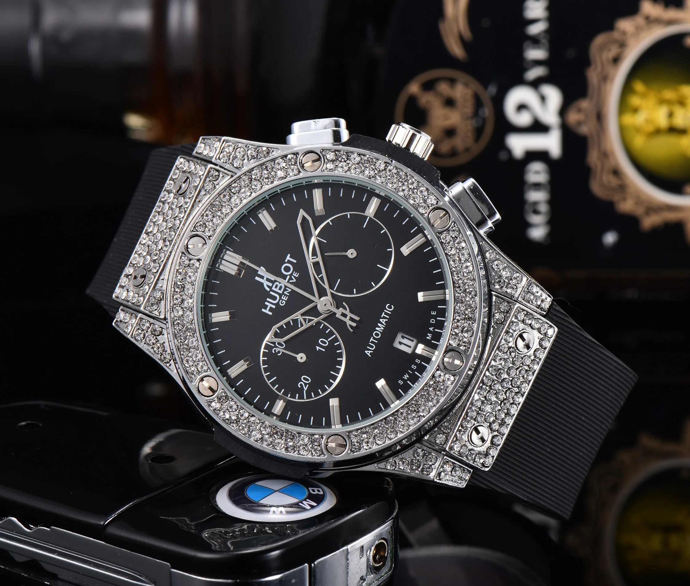 

AAA + Fashion young men's high grade mechanical business wristwatch waterproof wristwatch high grade wristwatch