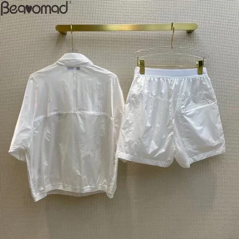 Bearomad 2021 Fashion Woman Shorts Suit O-Neck 3/4 Sleeve Straight Type Tops + Elastic Waist Loose Shorts Casual Two Piece Set