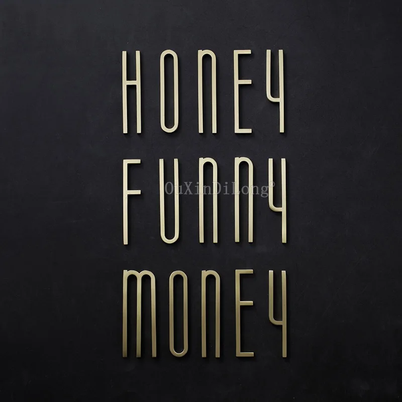 Латунное письмо от А до З # Золотое с декоративными буквами на стену