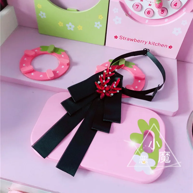 Галстук-бабочка женский винтажный черный с бриллиантами | Аксессуары для одежды