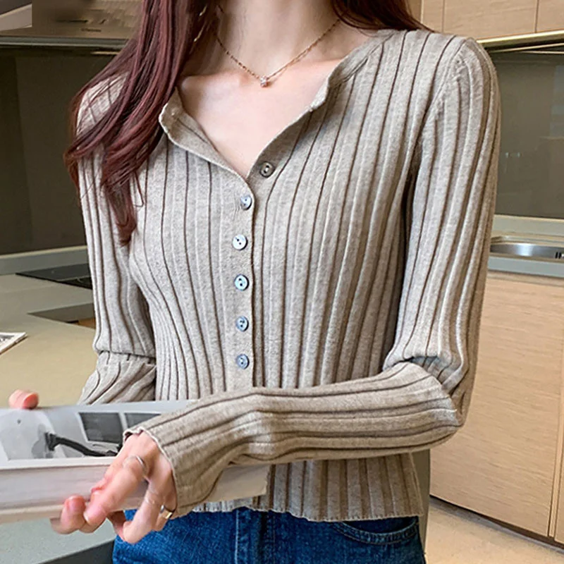 Straight shoulder knitwear long sleeve chic 2021 autumn women's V-neck French bottomed shirt minority cardigan temperament top
