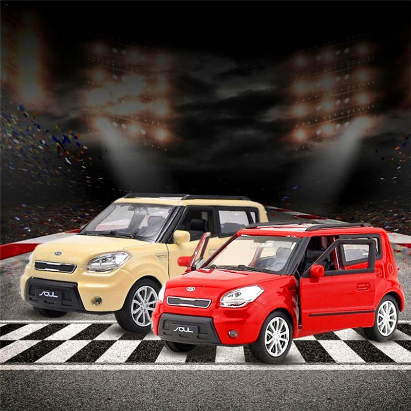 Модель автомобиля из сплава 1:36 модель Kia Soul SUV музыка и вспышка | Игрушки хобби