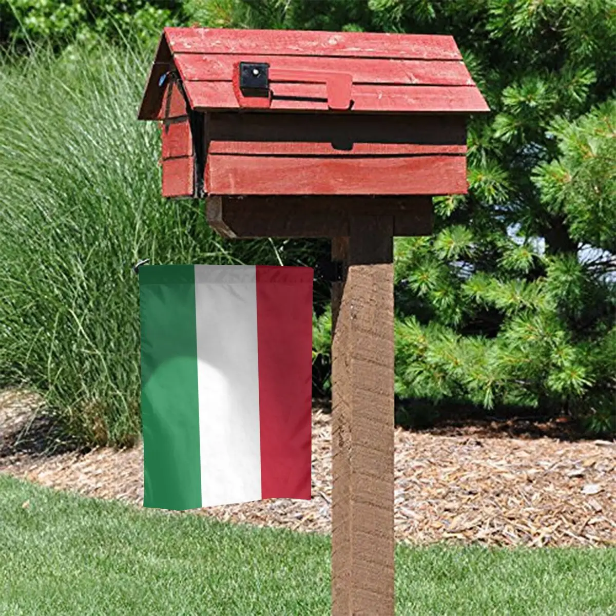 

Hungarian Flag 12*18inGarden Flag