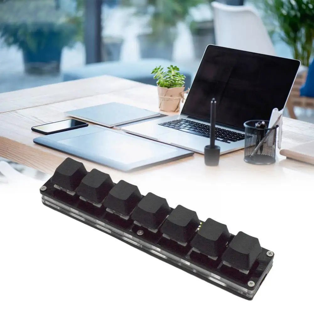 

7keys New Keypad USB Gaming Keyboard RGB LED Backlit Keyboard Wired Noiseless Silent R6U6