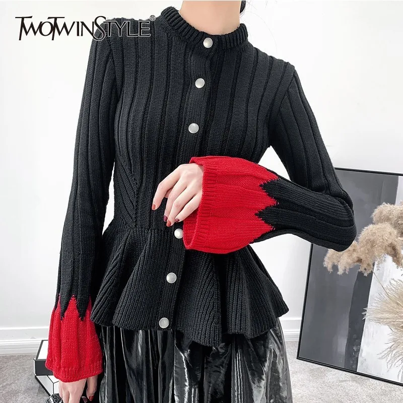 Женский вязанный кардиган TWOTWINSTYLE разноцветный свитер с оборками и длинным