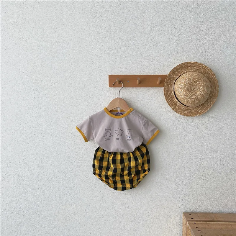 

2021 Baby Boy Girl Shorts Sets Cotton New Toddler Boy Kids Clothes Cartoon Print Short Sleeve T-shirt + Plaid Shorts 2piece Set