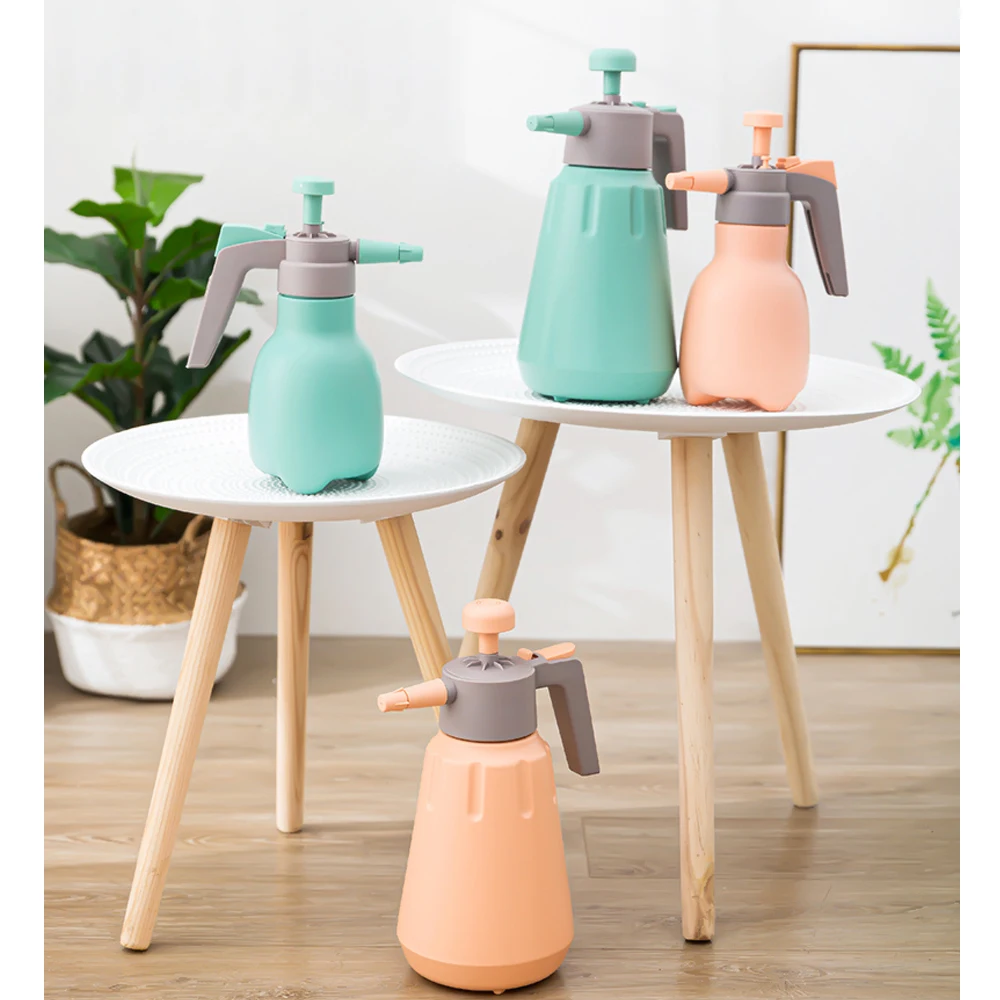 

1L 2L Thickened Pneumatic Spray Can Garden Sprayer Watering Can Household Cleaning Pot High Pressure Cleaning Pot Gardening Tool