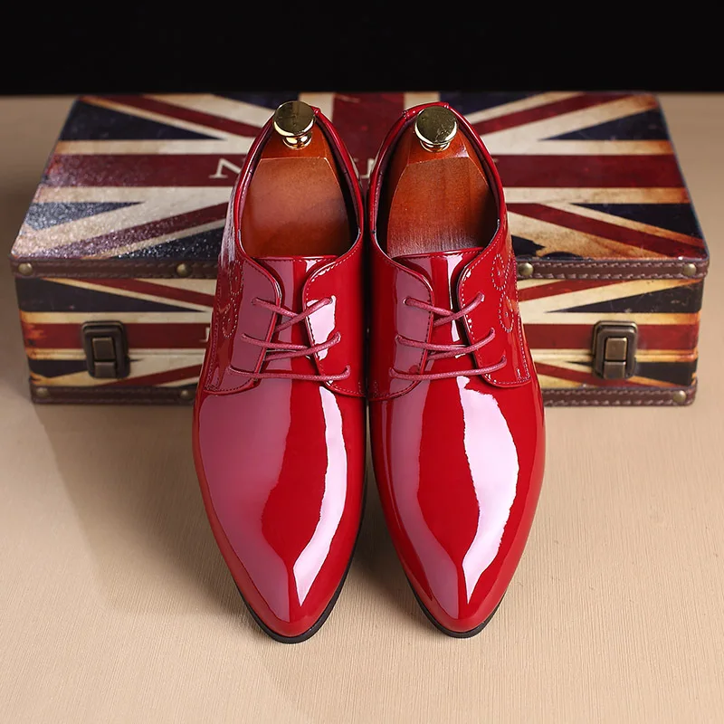 

formal shoes men classic Patent leather wedding shoes men office coiffeur men dress shoes leather