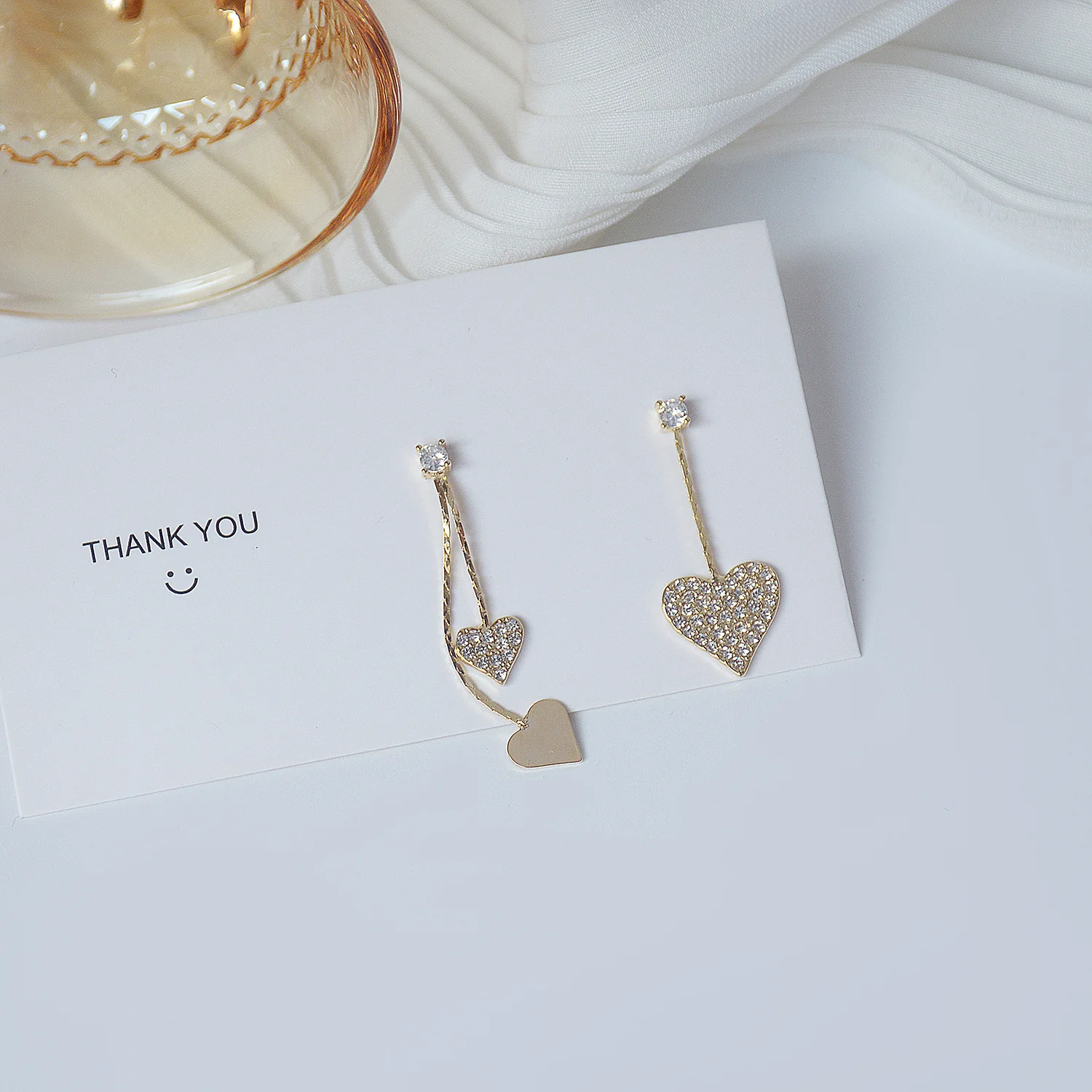 

14k, покрыто настоящим золотом ювелирные изделия микро-инкрустированные циркон любовь-образный Асимметричный элегантные серьги для женщин ...