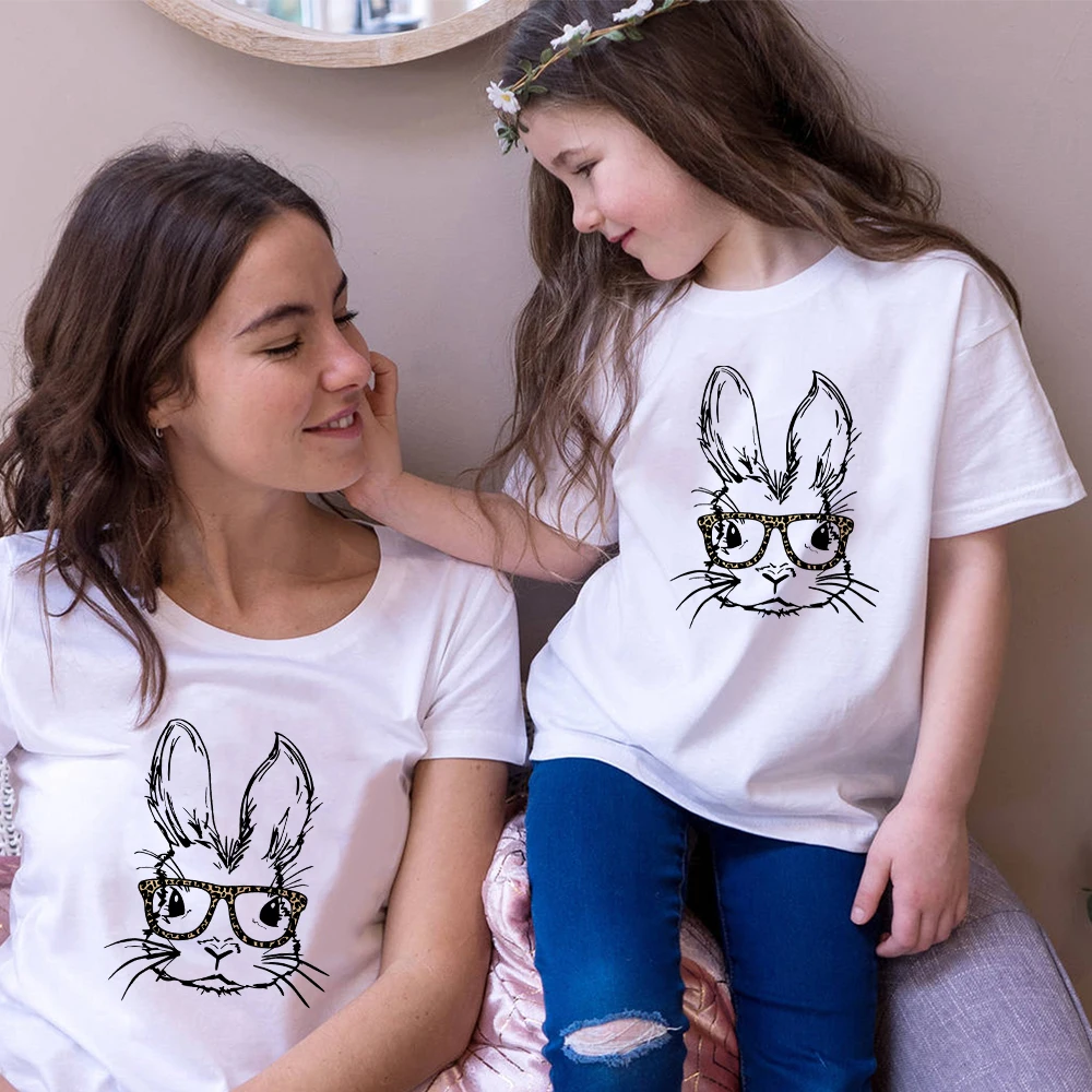 

Summer Casual Baby boy T Shirts Bunny With Glasses Printed Streetwear T-shirt Vogue Mother and Daughter T-shirt Clothes